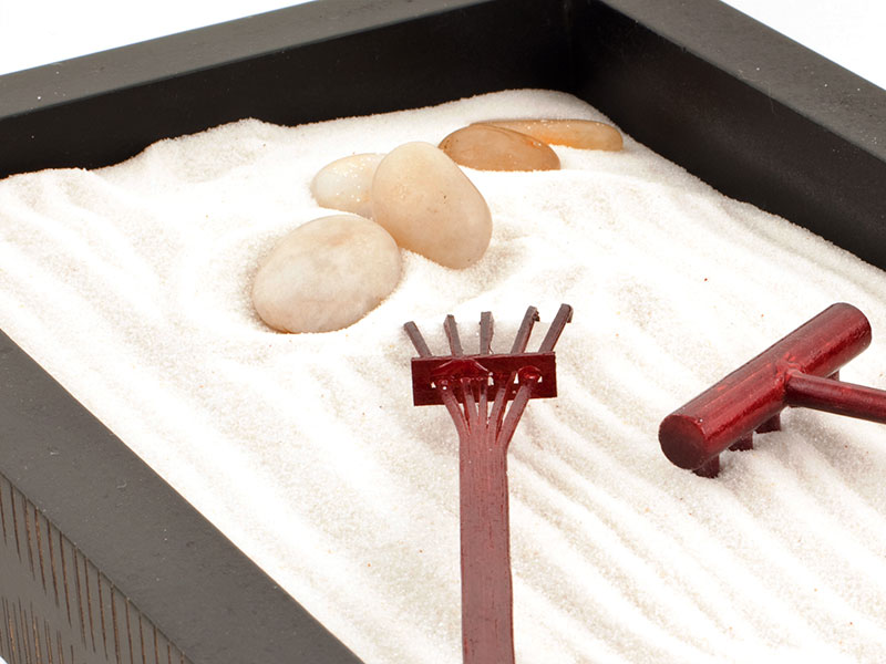 Healthwise_Therapy-Approaches_Sand-Therapy.jpg