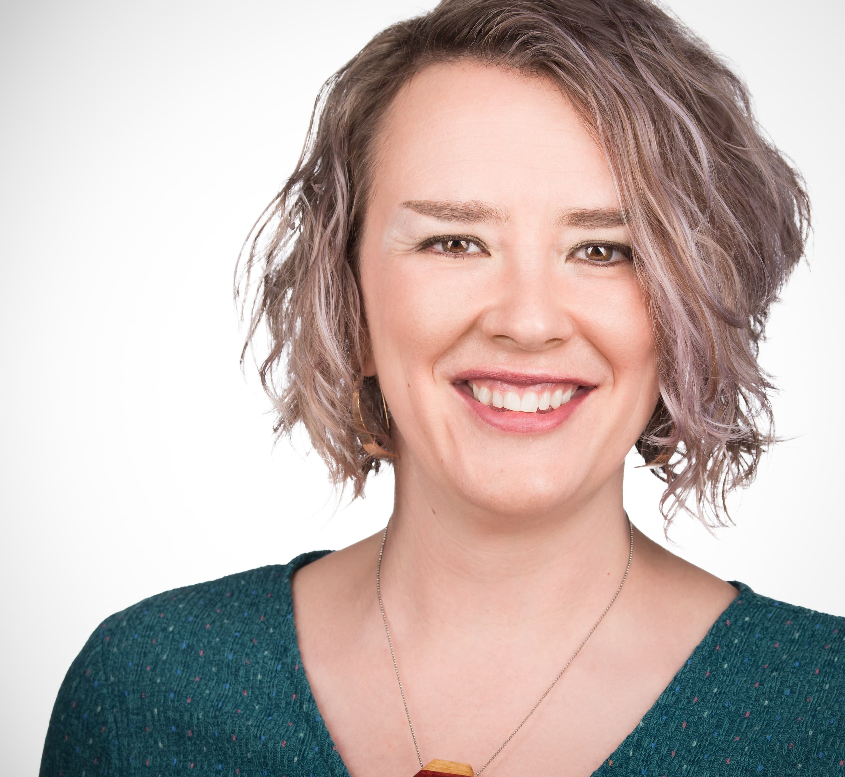 Jennifer_Nowak_1.jpg